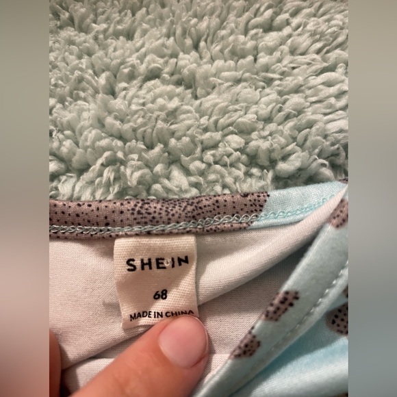 NWOT Baby Elephant and Bird Patterned Onesie - Picture 4 of 4